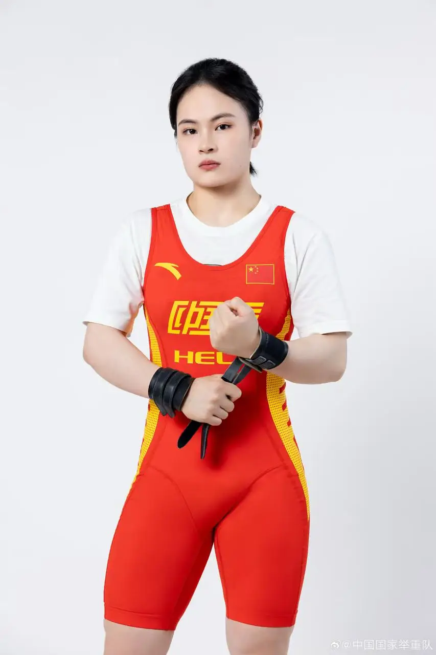 东京奥运举重冠军侯智慧_东京候志慧举重冠军_东京奥运会举重侯智慧