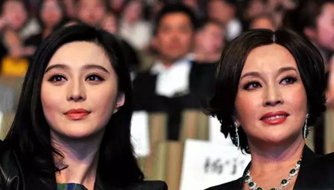 孙俪私教健身房_孙俪健身房照片_孙俪与健身教练